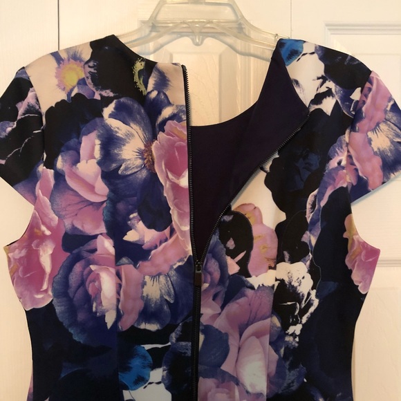 Vince Camuto classy-fit cocktail dress - Picture 5 of 8